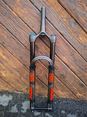 Horquilla de bicicleta de montaña Fox 36 Performance Elite 29” 160 mm Boost 15x110 mm agarre2 Foto 1 de 4