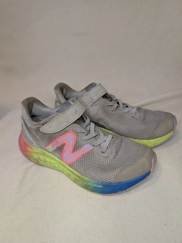 new balance zapatos niños talla 2 Foto 1 de 4