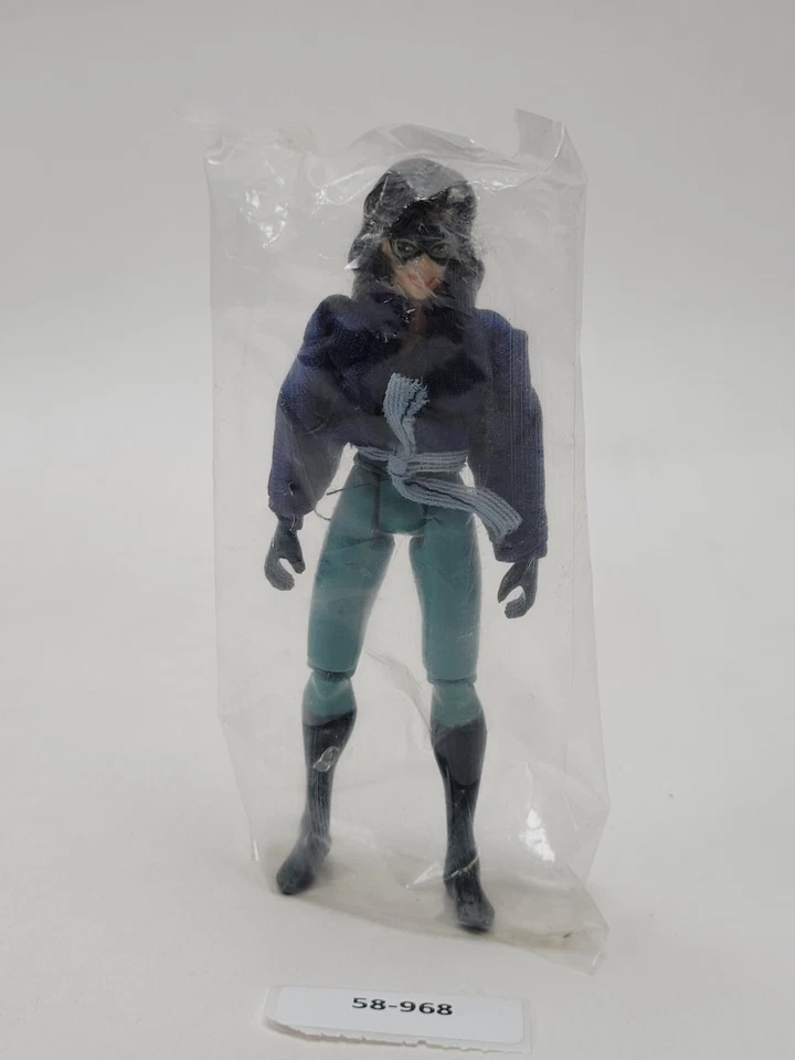 Marvel’s Kitty Pride (exclusivo de ToyFare/Wizard) (sin caja) Foto 1 de 4