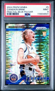 👑 2024 PANINI PRIZM WNBA FRACTAL #5 CAMERON BRINK ROOKIE 🔵 BLUE PULSAR 💎 PSA - Foto 1 di 3