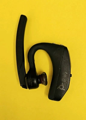  Plantronics Voyager 5200 / 5220 POLY Premium Wireless Bluetooth Headset Black - Image 1 of 4