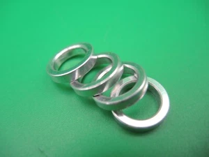 MAFAC RACER / DURAL FORGE PASTIGLIE FRENO RONDELLE / DISTANZIALI x4 - NUOVO VECCHIO MAGAZZINO - Foto 1 di 7