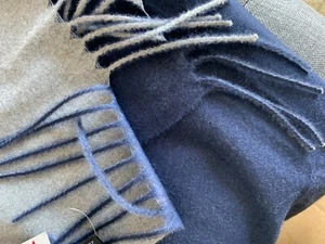 Lil Moons Paris Bufanda Cachemira 30% 2 Lados Azul Gris Con Etiquetas - Imagen 1 de 7