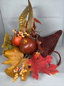 Vintage Korb Füllhorn viel verziert Erntedank Herbst Herzstück - Bild 1 von 10