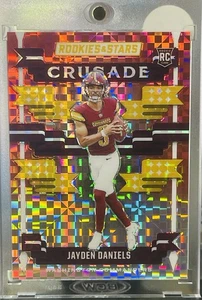 💥2024 Panini Rookies & Stars - Crusade Jayden Daniels Red Plaid (RC) 💎 - Imagen 1 de 10