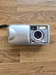 Fujifilm Finepix A605 Retro Digital Camera - Tested Working - Picture 1 of 6