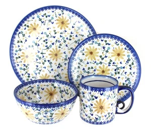 Blue Rose Polish Pottery Yellow Daisy 4 Piece Place Setting - Service for 1 - Picture 1 of 1
