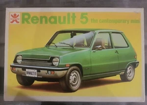 RENAULT R5 BANDAI VERSION EXPORT 1:20 MIB RARE - Photo 1/3