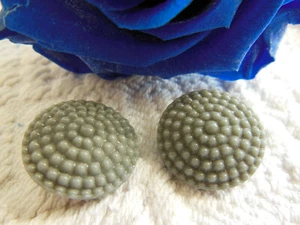 Duo boutons anciens en verre gris picot année 40/50 diamètre 1,7 cm G18D - Picture 1 of 3