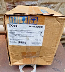 TOTO TET3LA31#SS 4" x 4" Flushometer 1.28 GPF EcoPower - Complete Set AUTOMATIC - Picture 1 of 3