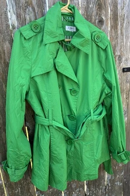 Gabardina para mujer CATO verde Kelly cinturón suave talla XL? Ver descripción Foto 1 de 4