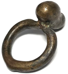 Early African Gold Weight Ring with  Legume (peanut form)  A3-3 - Picture 1 of 3