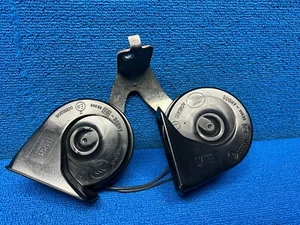 2013 - 2016 FORD FUSION LOW & HIGHT NOTE TONE HORN SIGNAL PAIR SET OEM - Picture 1 of 12