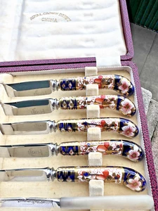 Vintage Royal Crown Derby Imari Fruit / Bread Knife Set of 5 - Original Box - Foto 1 di 24