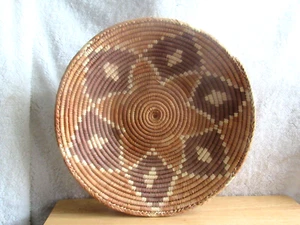 Decorative Sweetgrass 14" Diameter x 2 3/4" Tall Woven Coiled Bowl / Basket - Picture 1 of 3