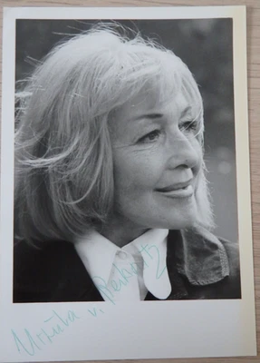 Autogramm deutsche Theater Film TV Schauspielerin Ursula von Reibnitz (124866) - Bild 1 von 3