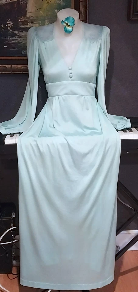 Vtg. Romantic, Cottagecore Dress.  Flattering, Lace Detail, Heavenly Blue/Grn M - Image 1 of 4