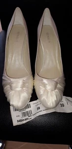 NEU!!! MENBUR Brautschuhe Gr. 39 Hochzeitschuhe ivory / elfenbein - Bild 1 von 8