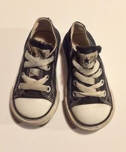 Converse Chuck Taylor All Star Infant Size 5 Black Low Top Ox