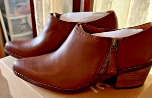 Zodiac Margot Side Zipper Shooties Cognac Sze 11M NIB - Picture 1 of 9