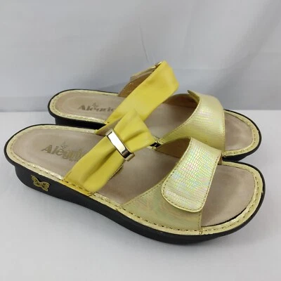 Alegria by PG Lite Karmen Yellow Slide Sandals Double Strap Size 38 US 8-8.5 — 第 1/4 张图片