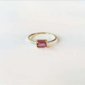 Natural Pink Tourmaline Gemstone Solitaire Ring 10k Solid Yellow Gold Ring - Picture 1 of 6