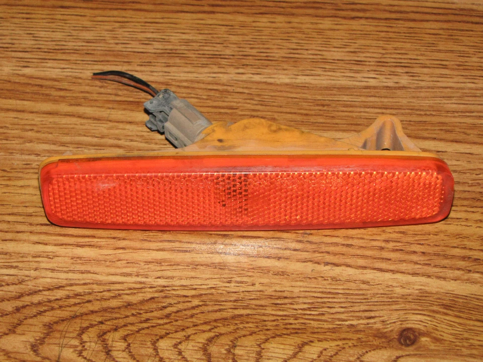 03-06 KIA OPTIMA LUZ MARCADORA FRONTAL DERECHA OEM Foto 1 de 1