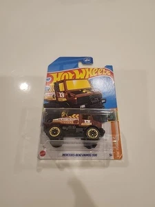Hot Wheels Mercedes-Benz Unimog 1300 - Picture 1 of 2