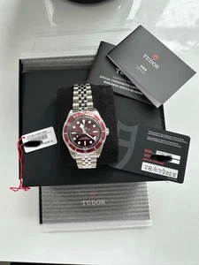 TUDOR Black Bay 58 Burgundy On Jubilee - 7939A1A0RU Full Set - Brand New Unworn - Picture 1 of 15