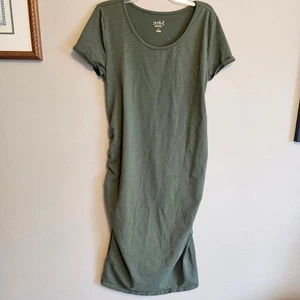 Isabel Maternity By Ingrid & Isabel Verde Mediano Camiseta Vestido Midi - Imagen 1 de 6