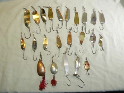 Lote de 23 cucharas de pesca vintage Puget Sound salmón garganta trucha señuelos Foto 1 de 4