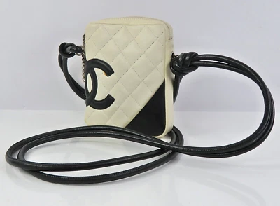 Auténtica Bandolera Chanel Off-White Línea Cambon Cuero Acolchado #48838 Foto 1 de 4