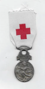 France Red Cross Medal of the French Association for Aiding the Wounded Military - Picture 1 of 2
