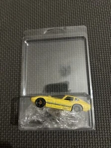 Hot Wheels HW Workshop All Stars Toyota 2000 GT Yellow Loose In Protector - Picture 1 of 3