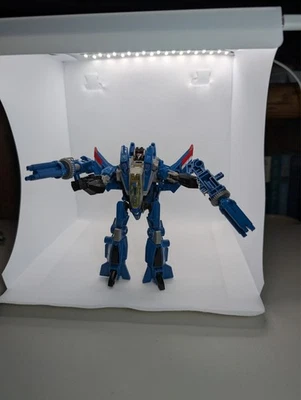 Transformers Generations 2012 Deluxe Thundercracker With Guns  Tomy Hasbro - Image 1 of 4