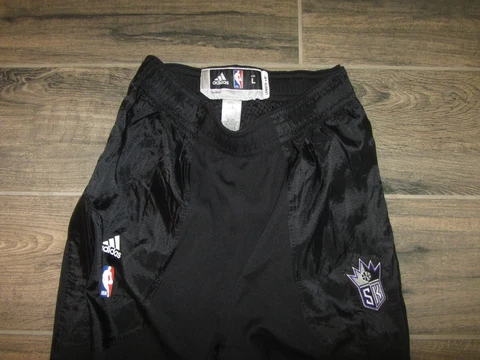 Player Issue Game Used Sacramento Kings Warm Up Jersey Pants Adidas NBA L +4 Cover