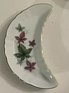 Piatto vintage CMI Chadwick Giappone mezzaluna porcellana foglie autunnali osso di pesce - Foto 1 di 6