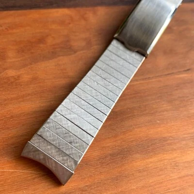 Pulsera de acero inoxidable vintage NOS JB Champion florentina de 18 mm cierre desplegable Foto 1 de 4