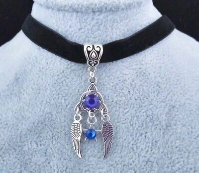 Celtic Knot, Blue Diamante ,Angel Wings & Star ,Black Velvet Choker Necklace - Imagem 1 de 4