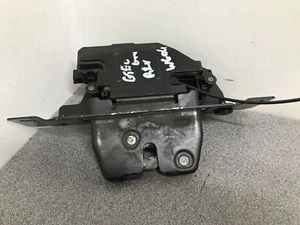RANGE ROVER L322 TAILGATE LOCK LATCH - Picture 1 of 4