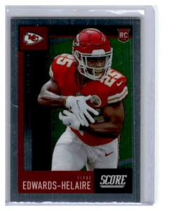 Panini Chronicles #445 2020 Clyde Edwards-Helaire actualización de puntuación novatos - Imagen 1 de 2