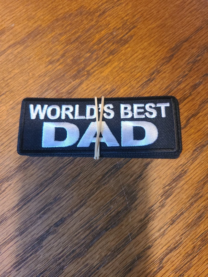 KIDS BIKER PATCH "WORLD'S BEST DAD" GIRLS BOYS NEW NICE - Image 1 of 1