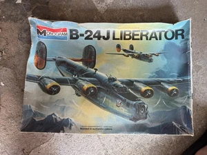 Monogram Model kit #5601 B-24J Liberator 1/48 1976 Kit, Front Wheel Assembled - Picture 1 of 8