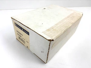 Kit Ventilador Schneider Electric 230V VZ3V671 Nuevo en Caja Sellada - Imagen 1 de 2
