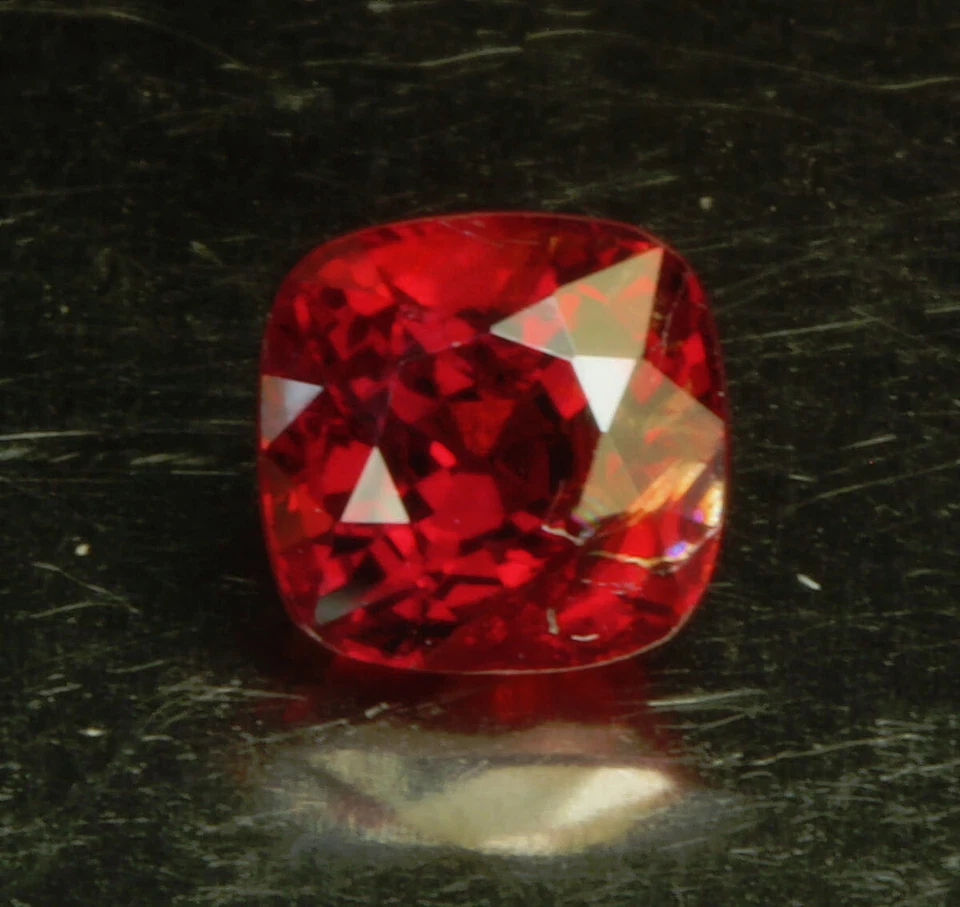 SPINELL    rot      0,67 ct - Bild 1 von 1