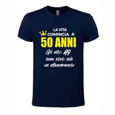 T-shirt basic La vita comincia a 50 anni U101