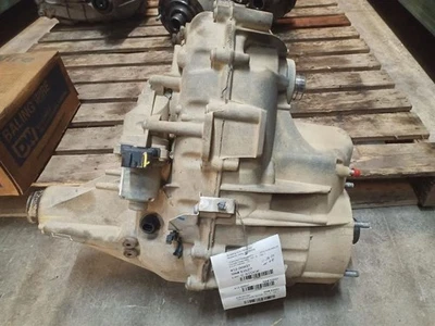 Transfer Case from 2013 GMC Yukon XL 1500 5.3L AT 11188301 - Image 1 of 4