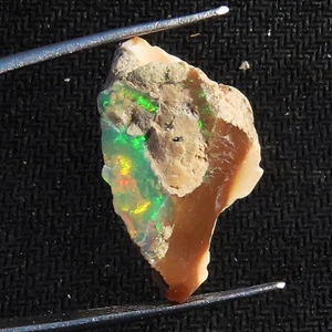 Opale etiope grezzo non trattato opale grezzo non tagliato gemme grezze 7,10 Cts 12x23x7 mm GT874 - Foto 1 di 7