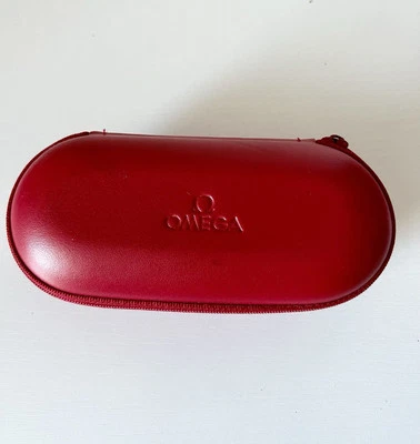 Omega Red Watch Jewelry Zipper Pouch — 第 1/4 张图片