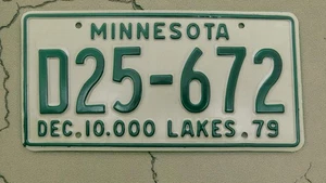 Minnesota License Plate 1979 Tag # D25-672 Green/White Passenger Car Mint Cond. - Picture 1 of 1